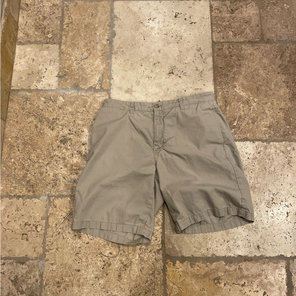 Vineyard vines dress shorts